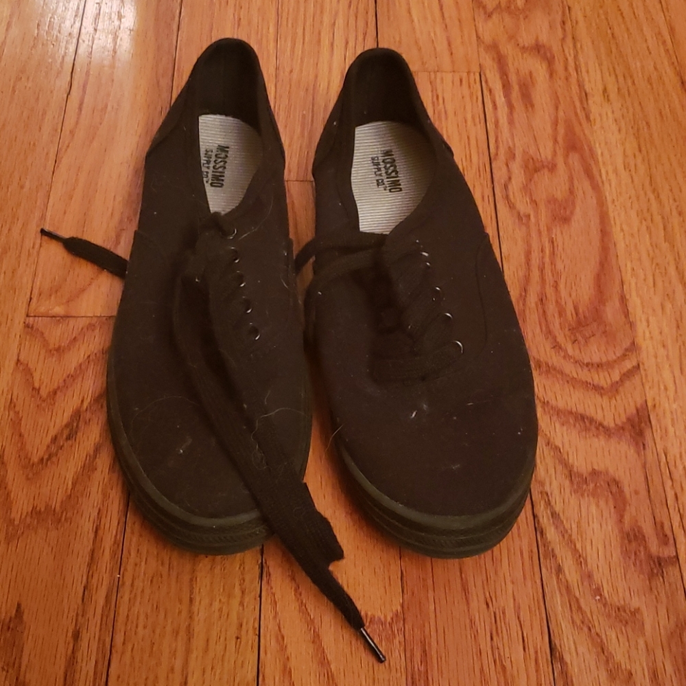 Womens sneakers